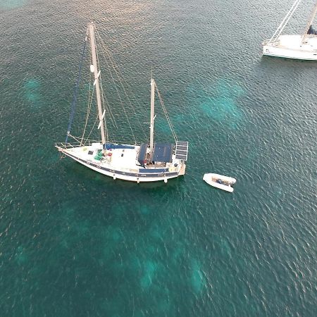 Atao Plongee Hotell Les Anses-d'Arlets Exteriör bild